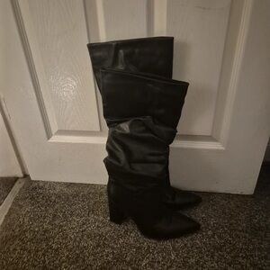 Elegant Black Heeled Boots for Women